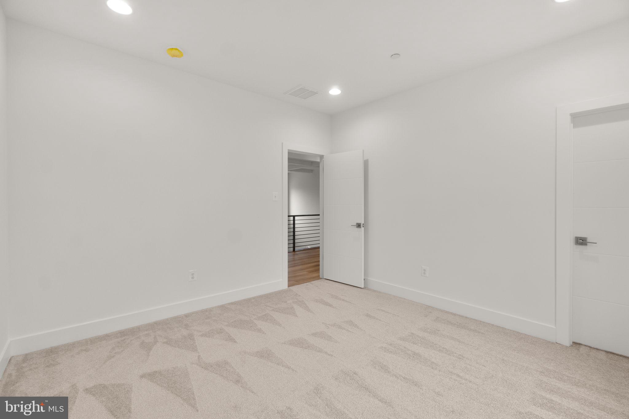 LANDENS RIDGE - Residential