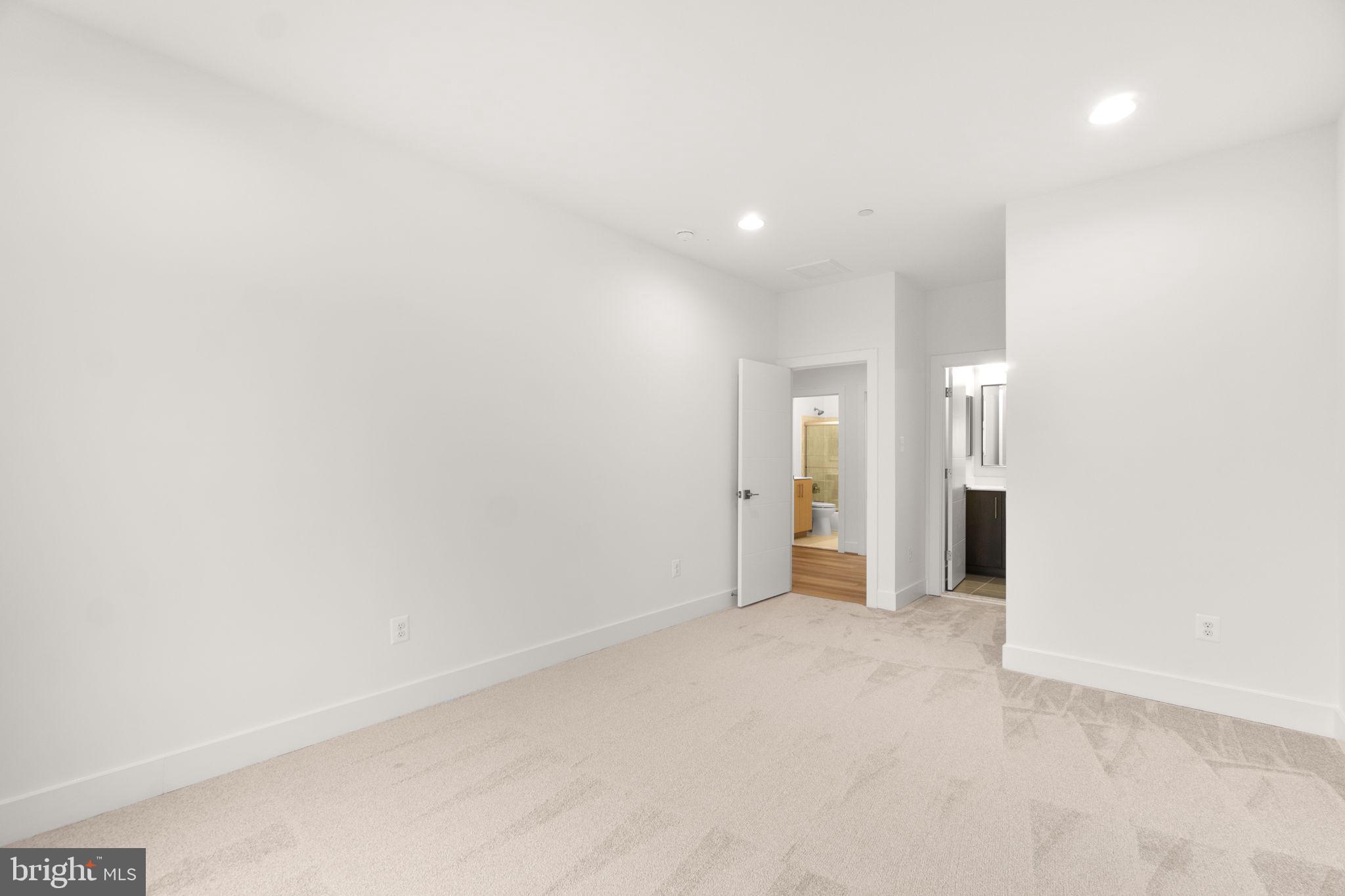 LANDENS RIDGE - Residential