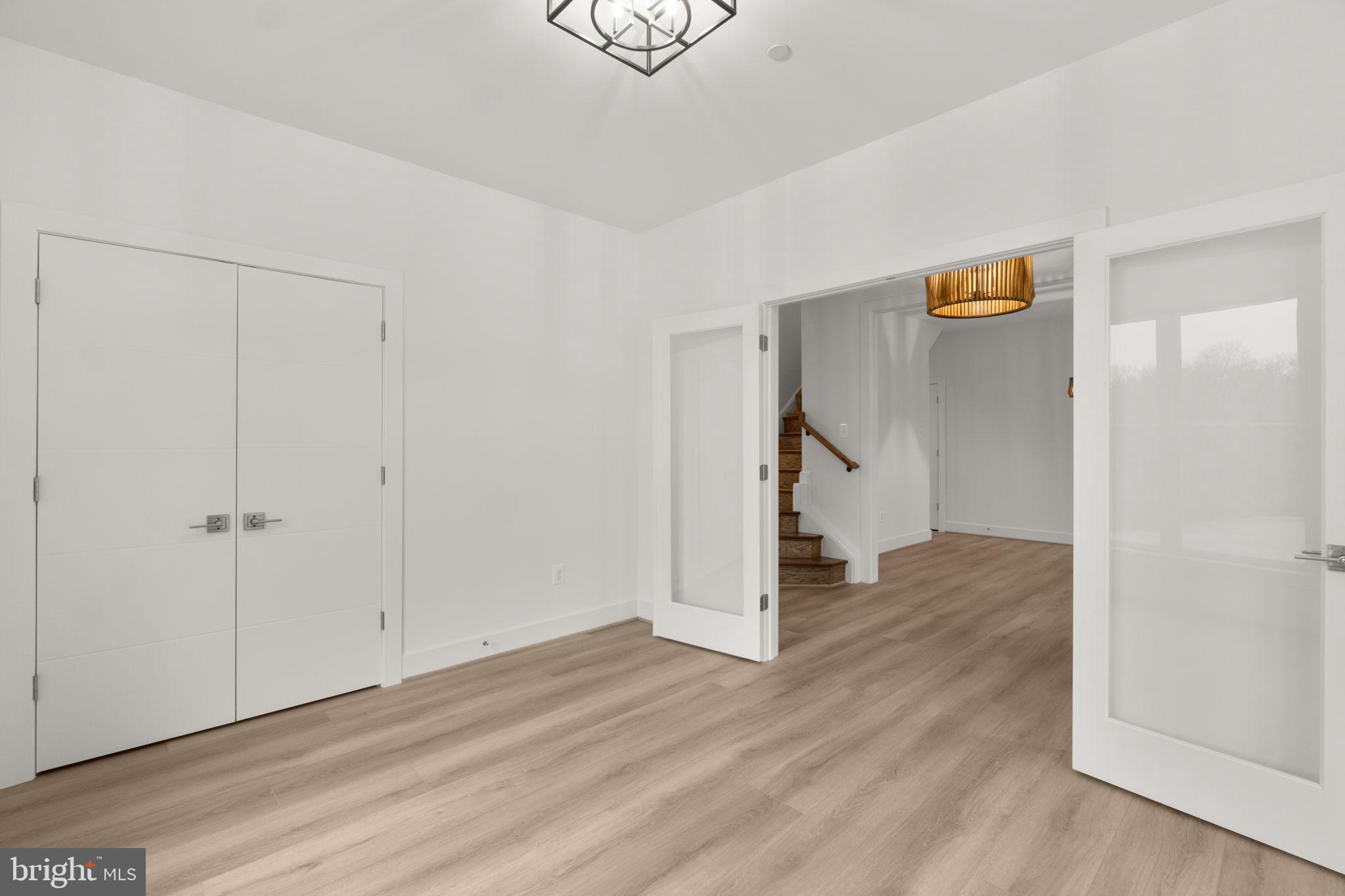 LANDENS RIDGE - Residential