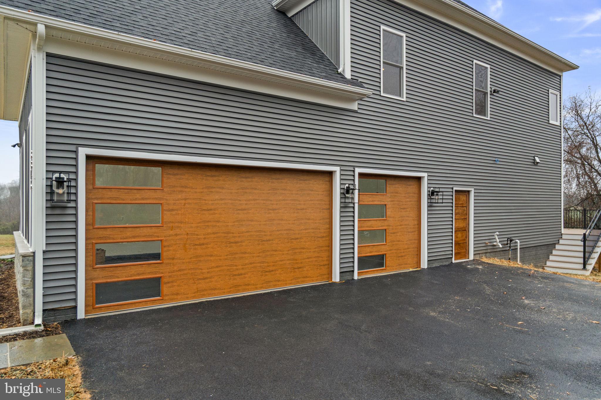 LANDENS RIDGE - Residential