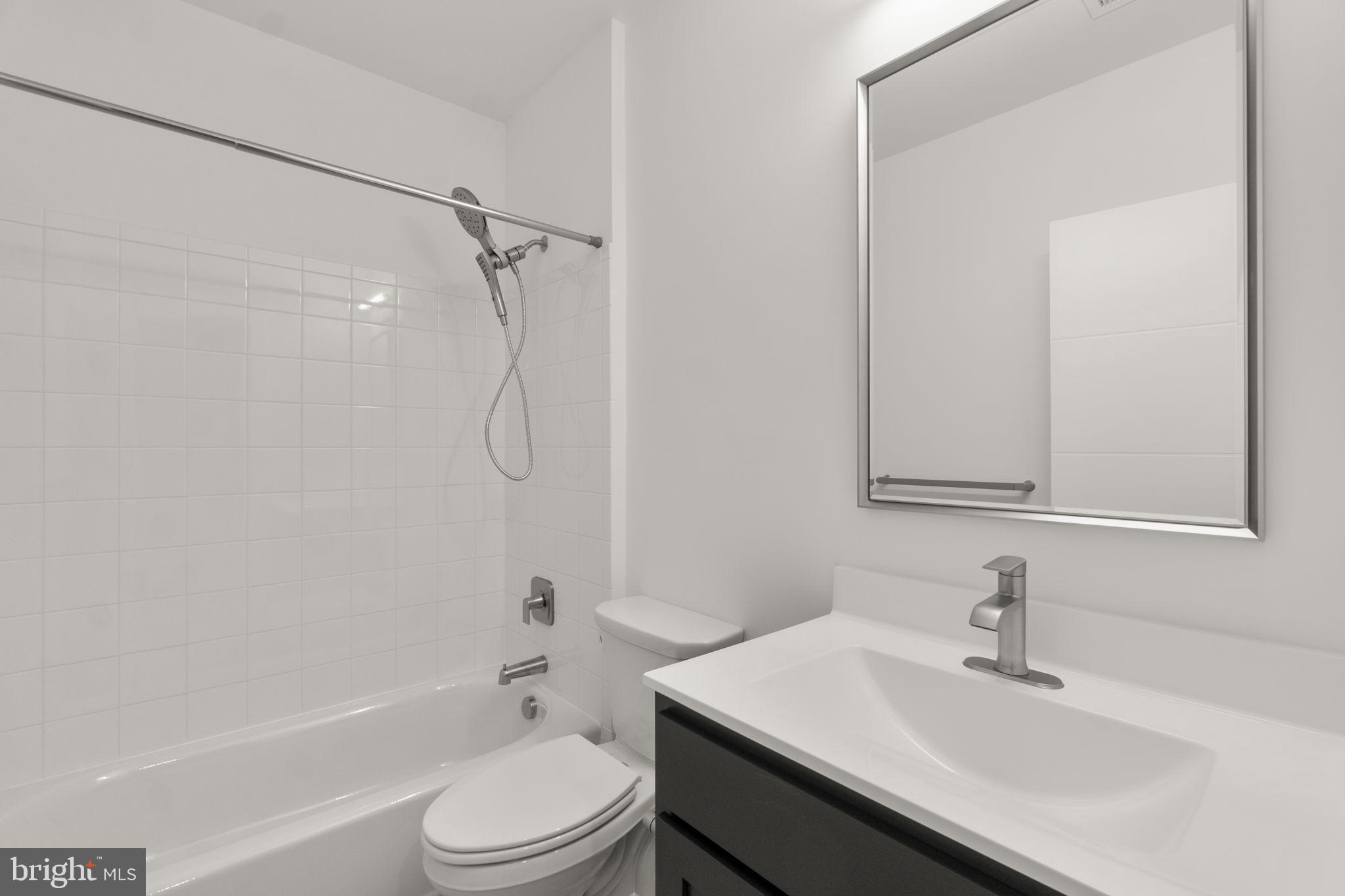 LANDENS RIDGE - Residential