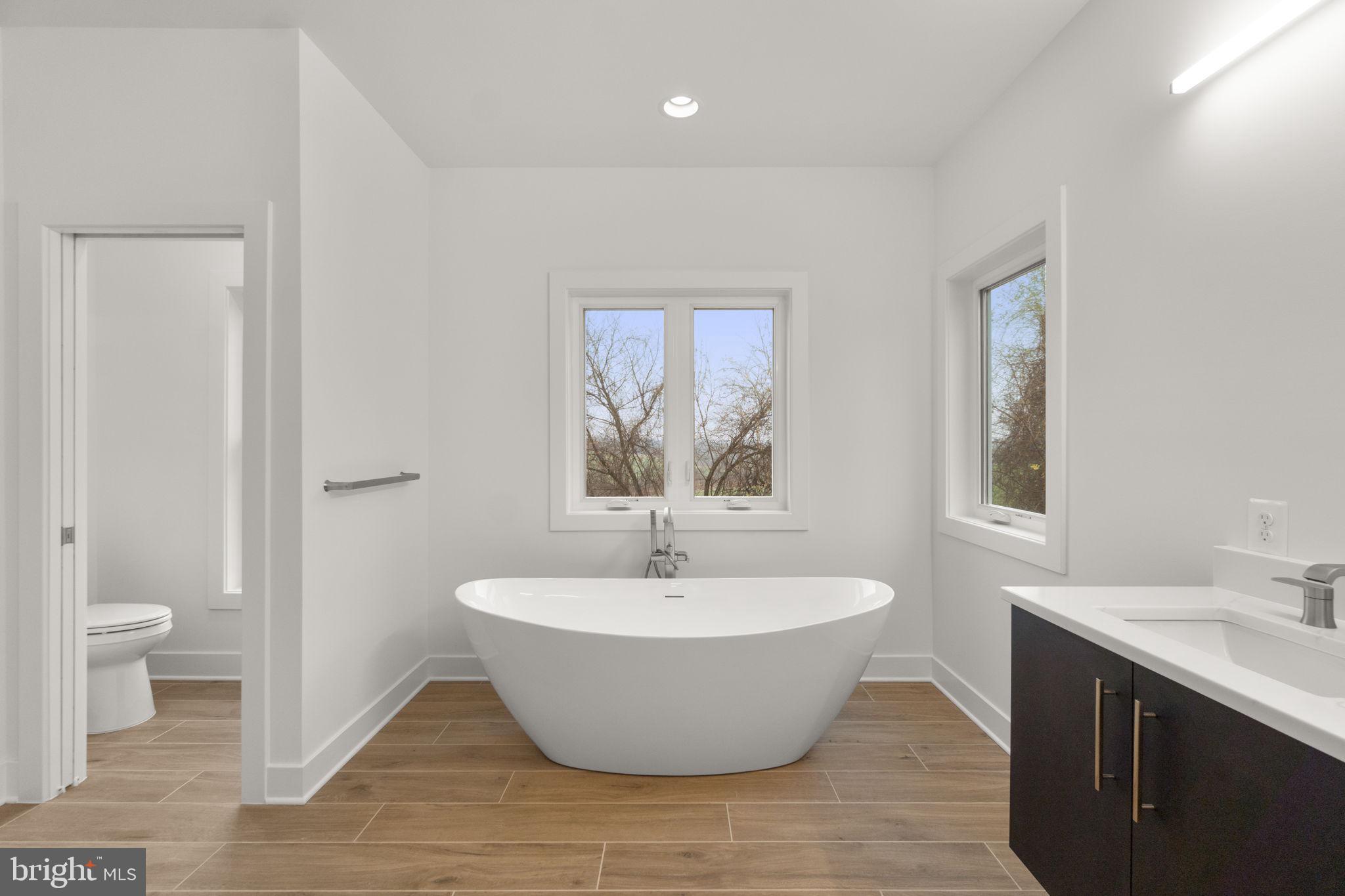 LANDENS RIDGE - Residential