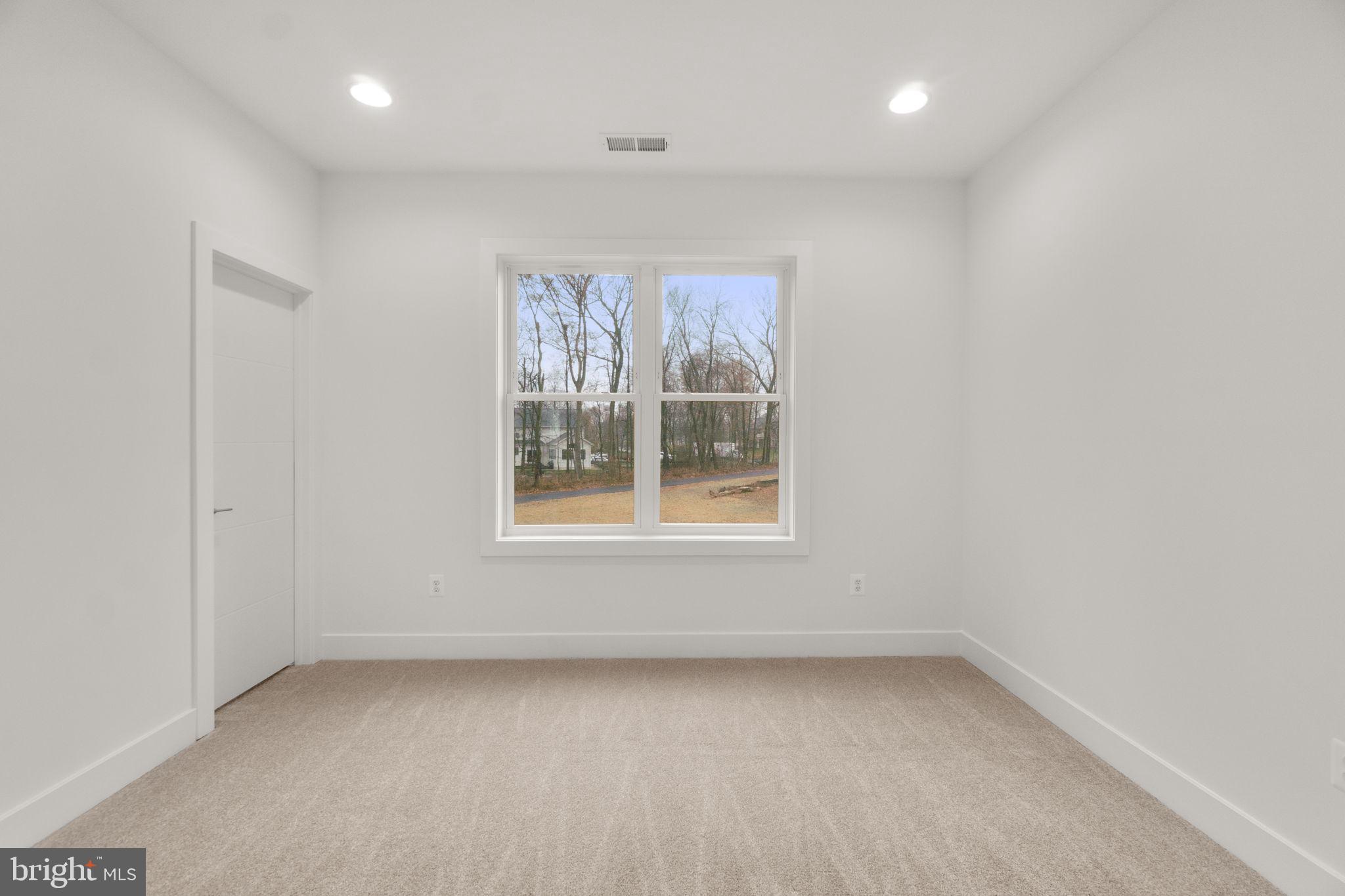 LANDENS RIDGE - Residential