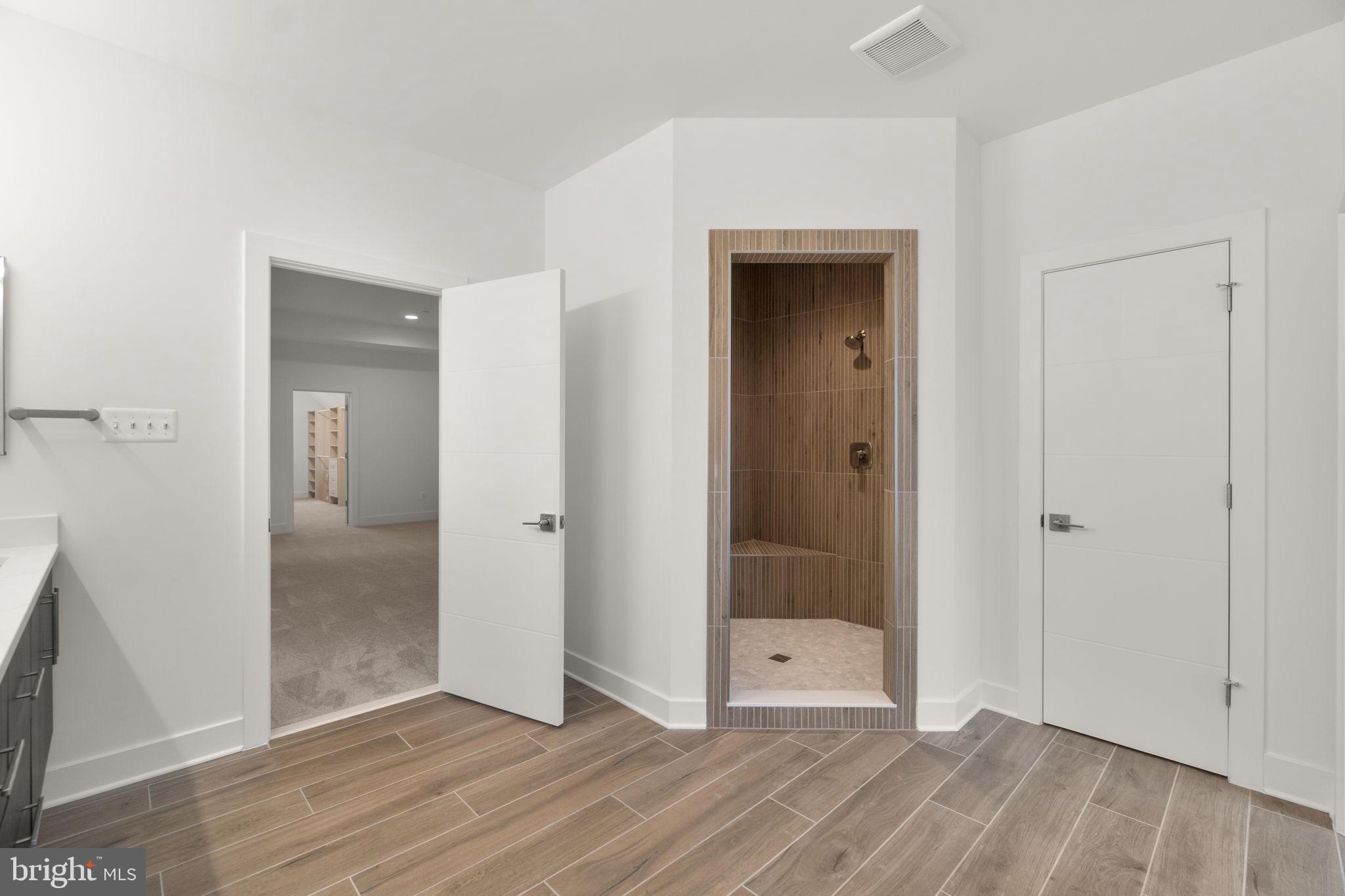 LANDENS RIDGE - Residential