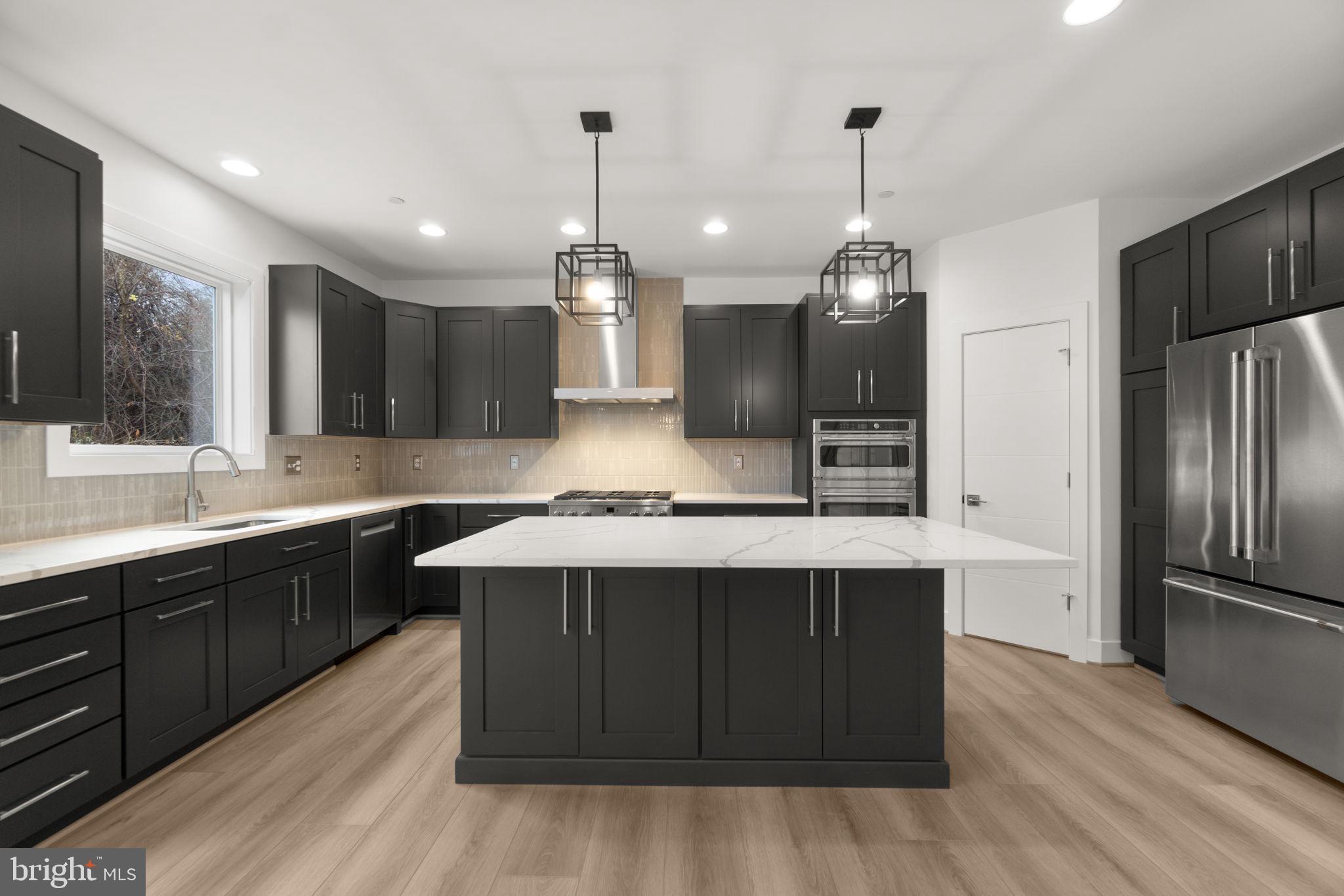 LANDENS RIDGE - Residential