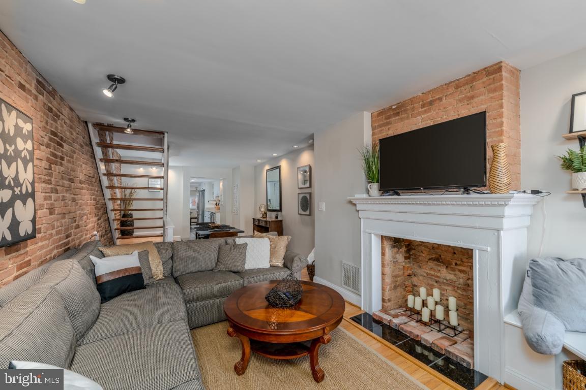 CANTON - Residential Lease