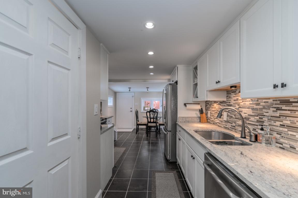 CANTON - Residential Lease