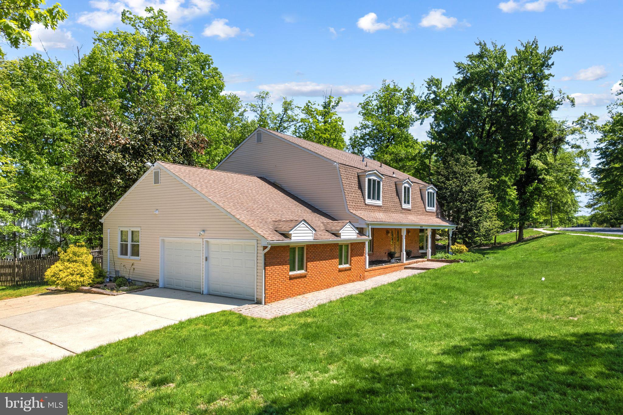 1025 OWL LANE