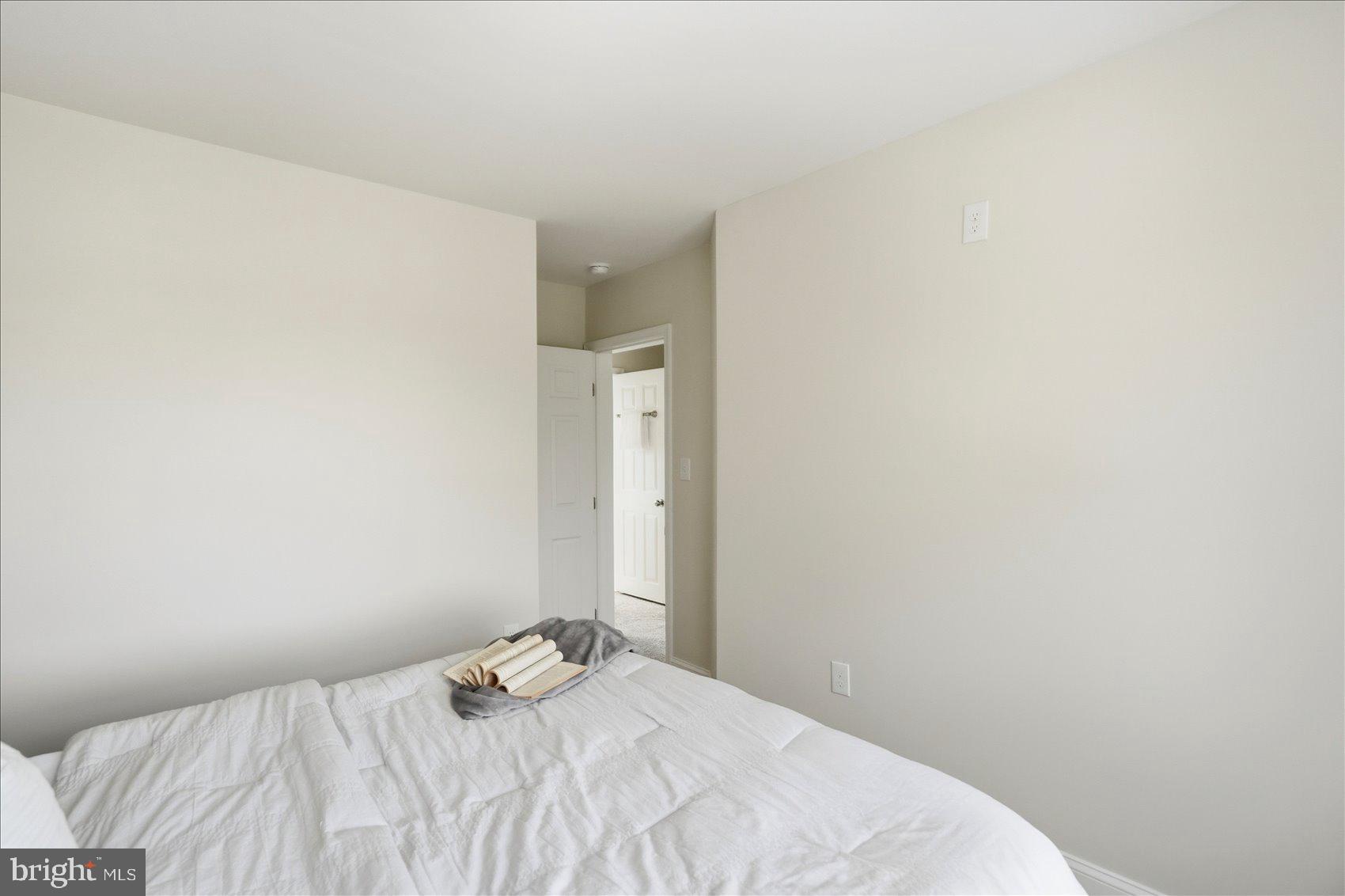 IDLEWOOD - Residential