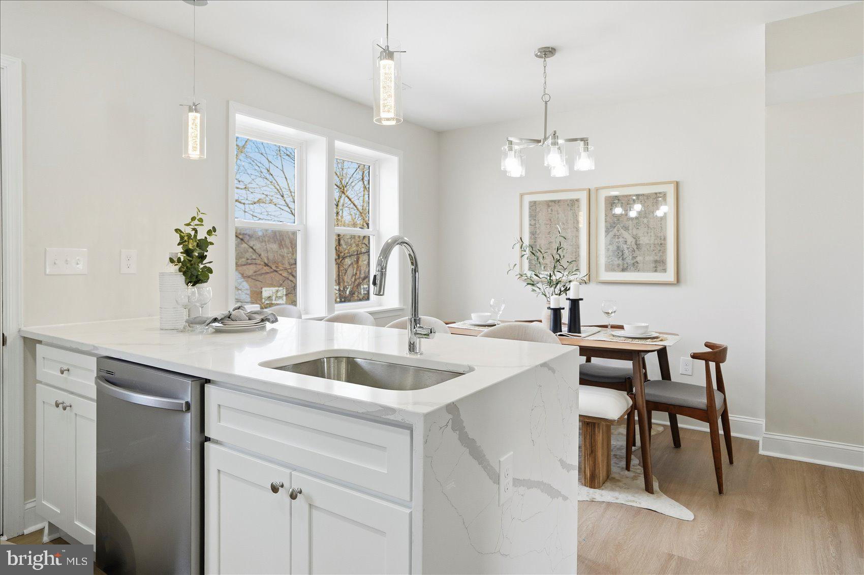 IDLEWOOD - Residential