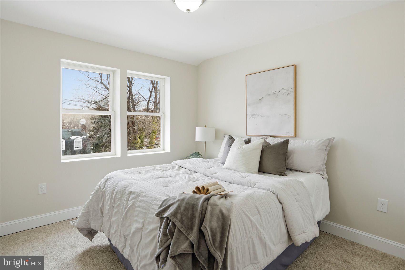 IDLEWOOD - Residential