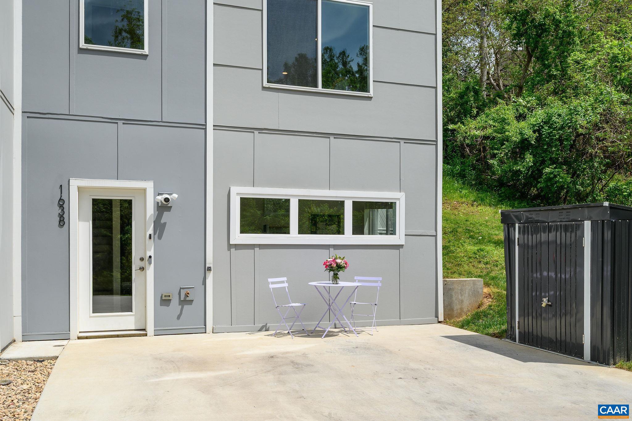 BELMONT - Residential