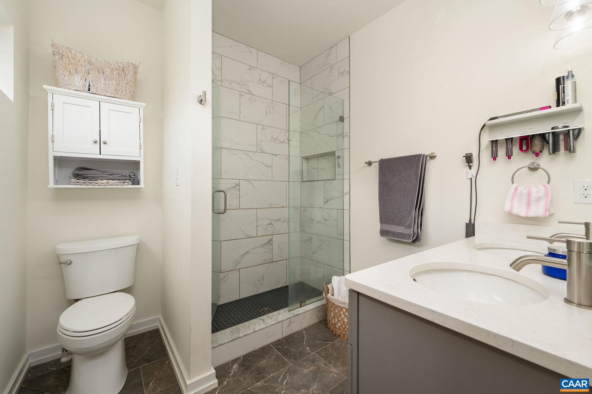 BELMONT - Residential