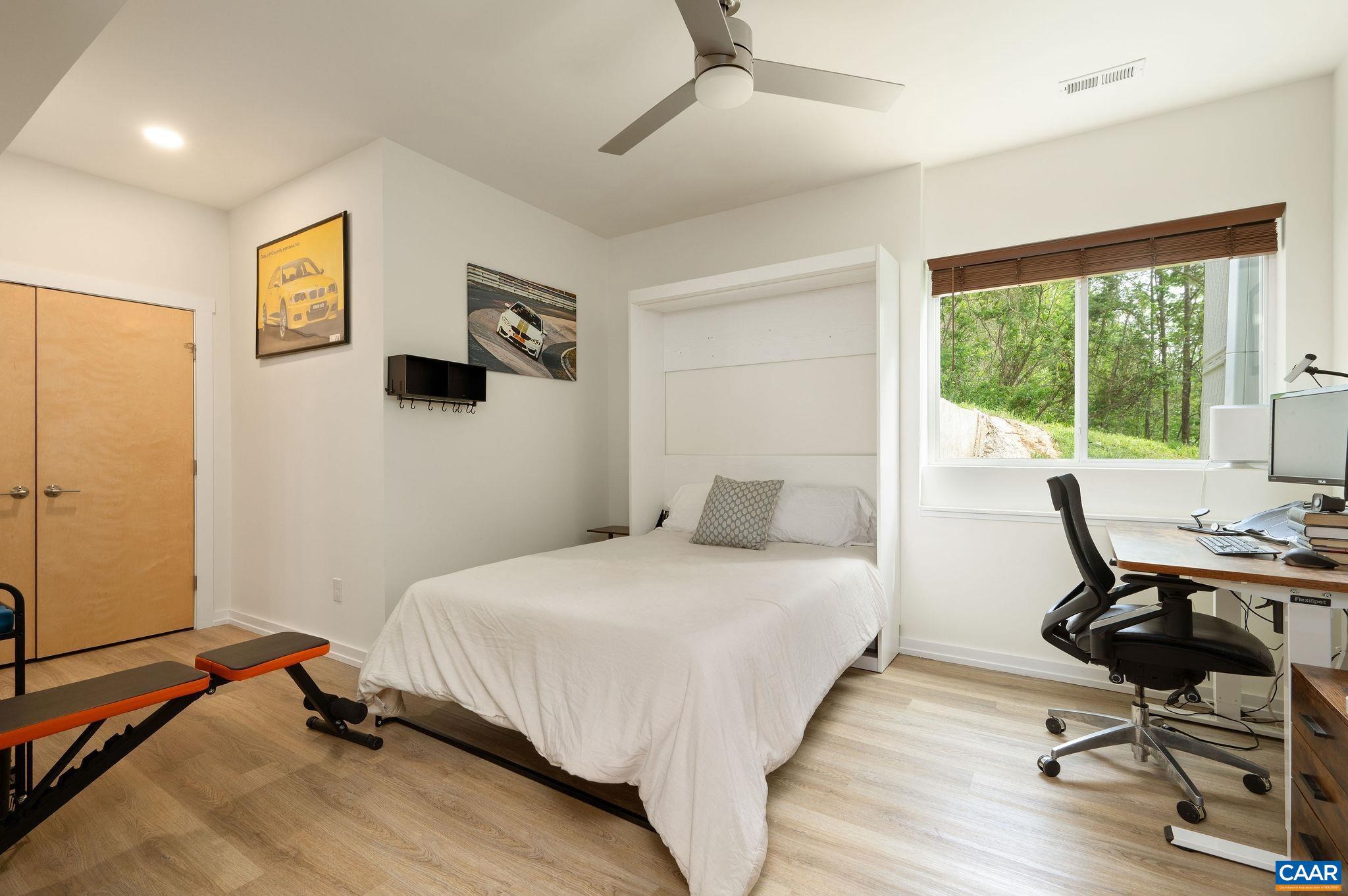 BELMONT - Residential