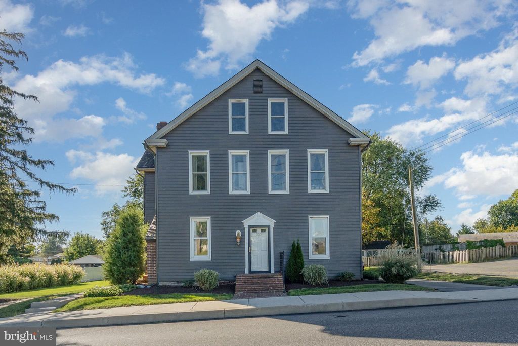 Photo of 333 Marietta Avenue, MOUNT JOY, PA 17552 (MLS # PALA2077004)