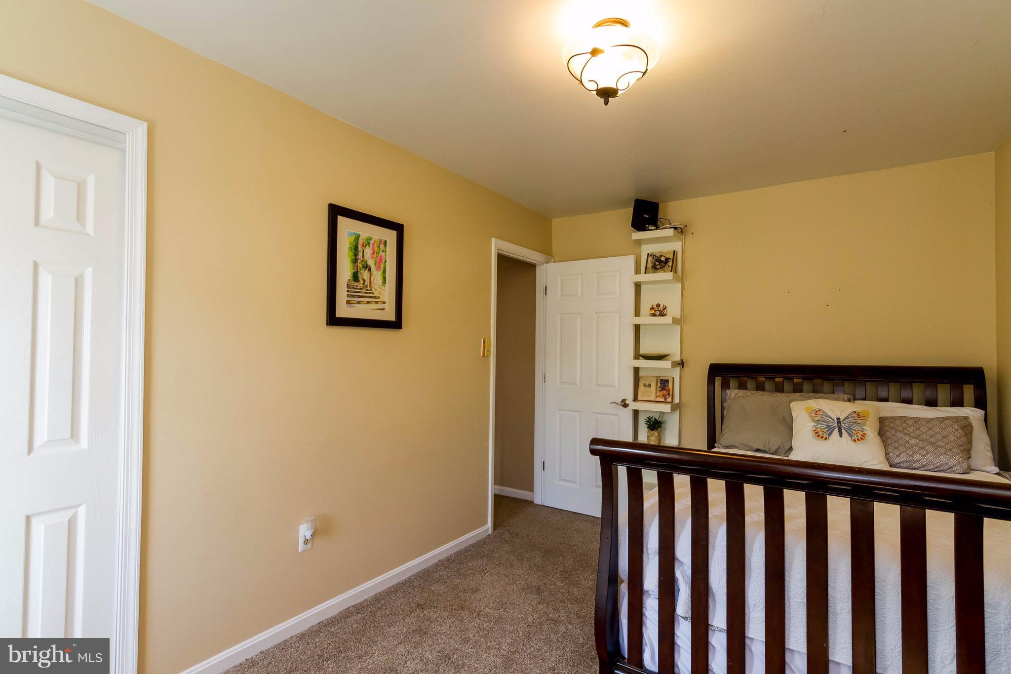 MEADOWOOD PARK - Residential