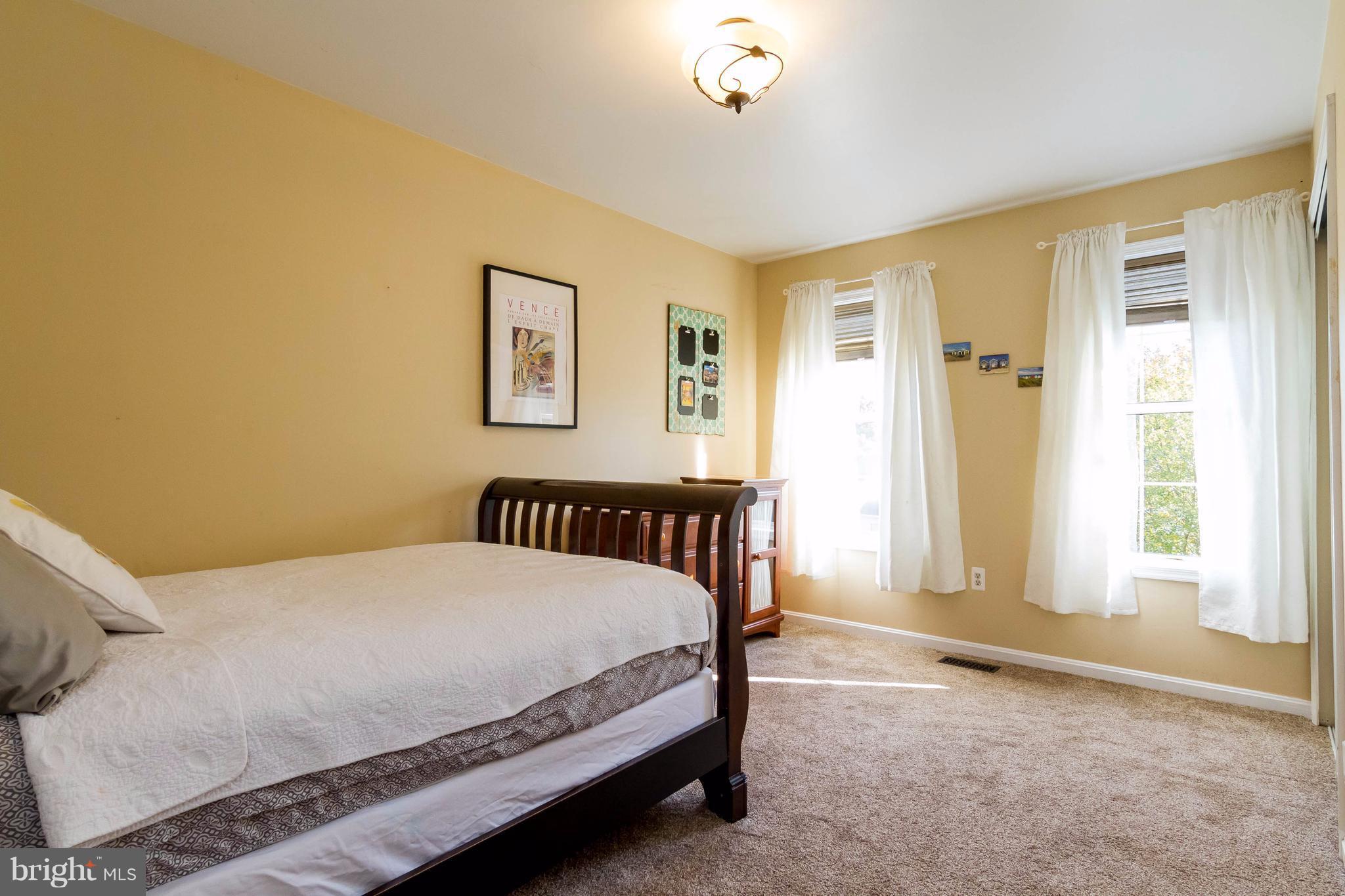 MEADOWOOD PARK - Residential