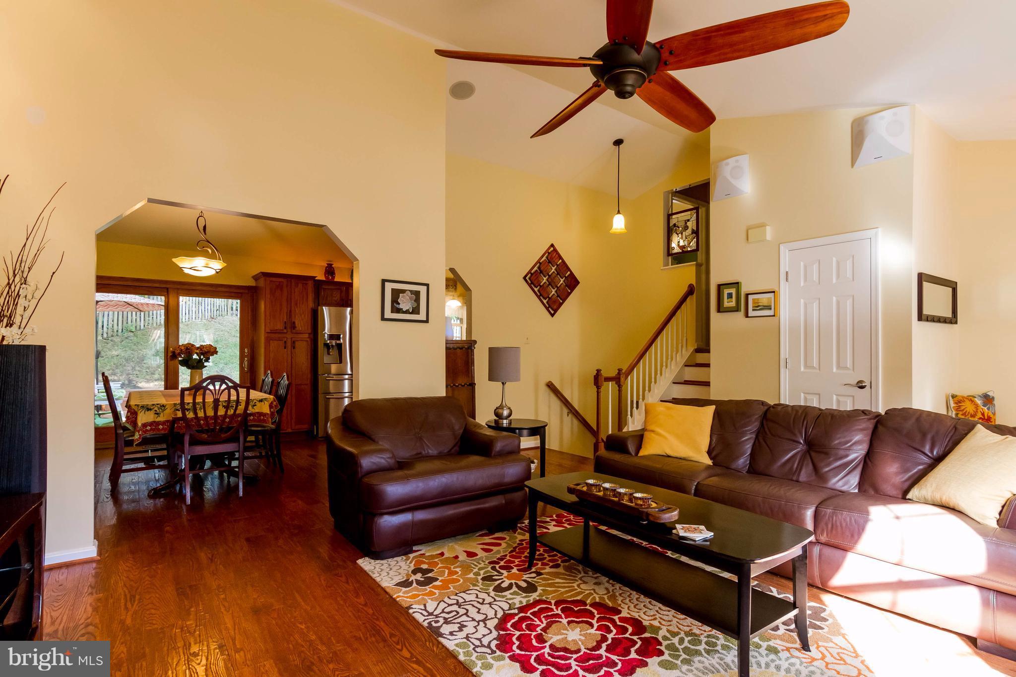 MEADOWOOD PARK - Residential