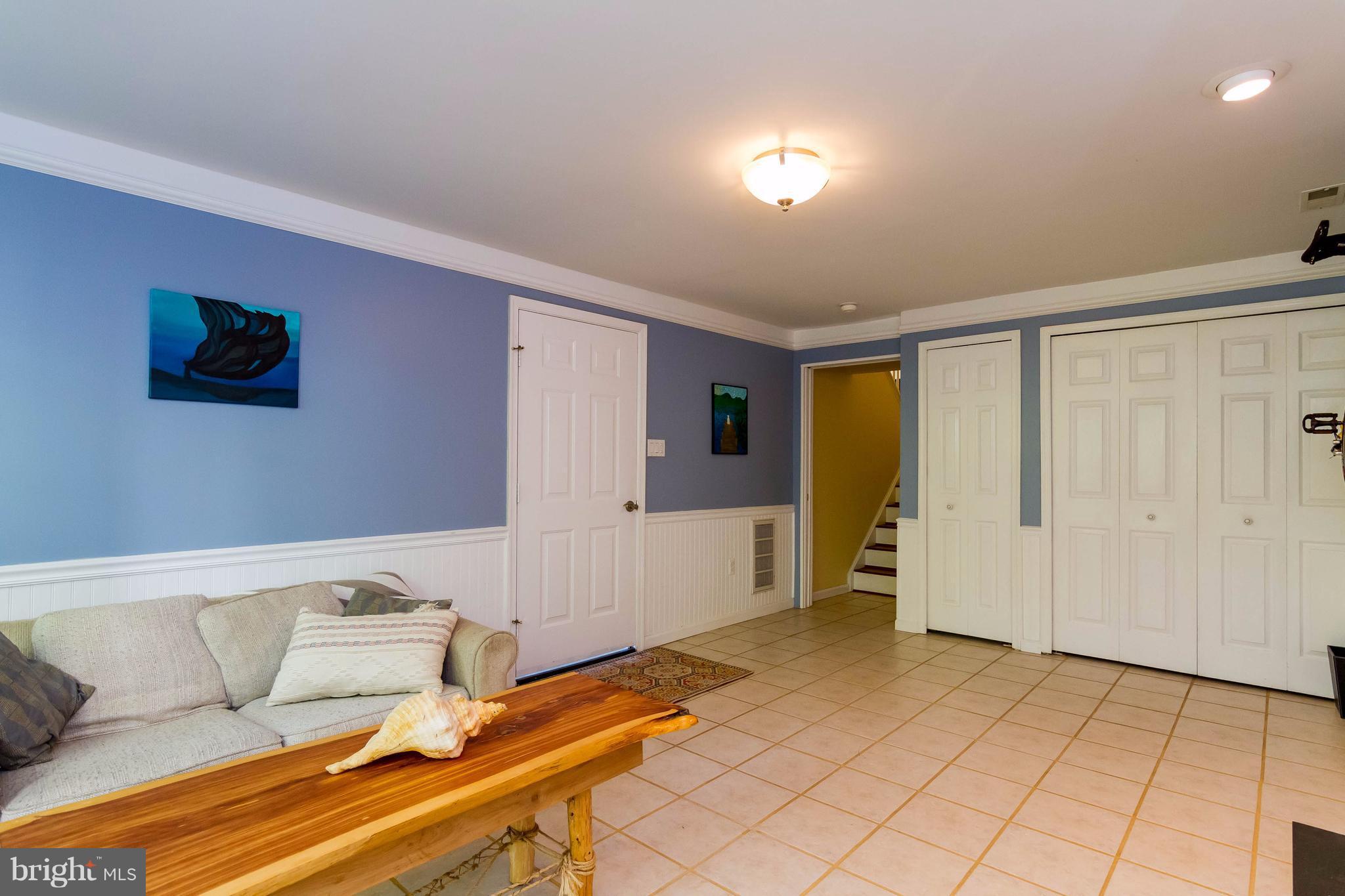 MEADOWOOD PARK - Residential