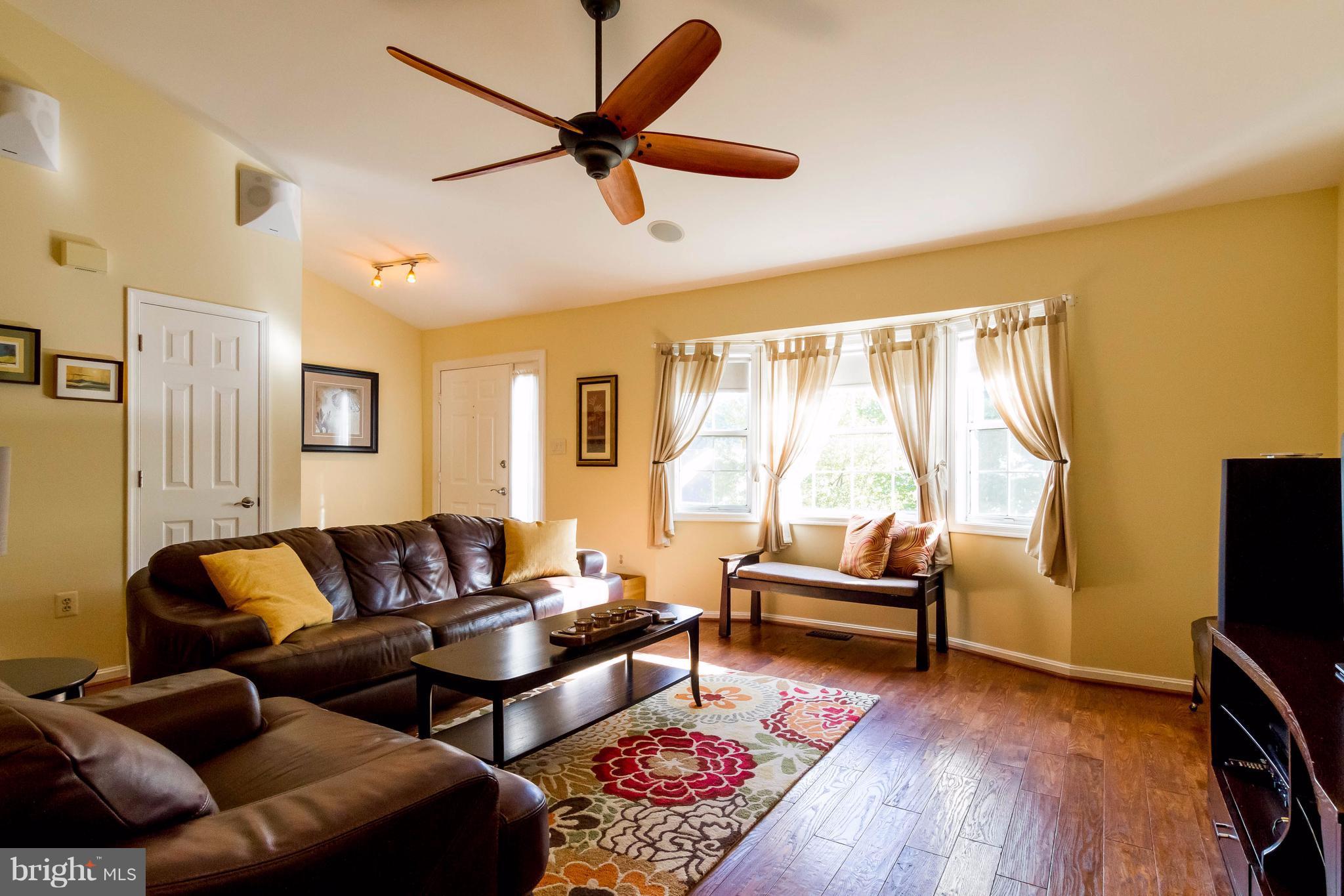 MEADOWOOD PARK - Residential