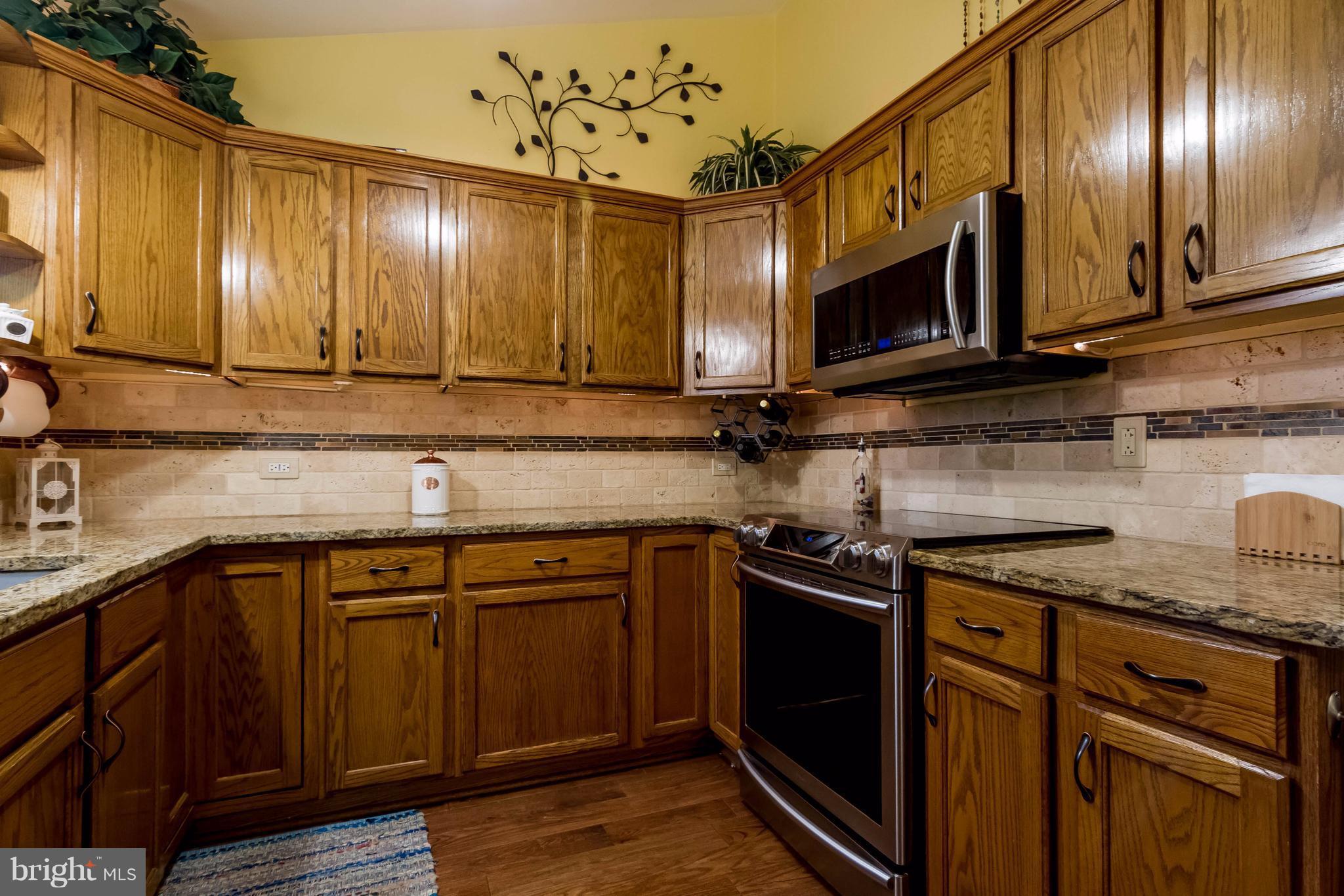 MEADOWOOD PARK - Residential