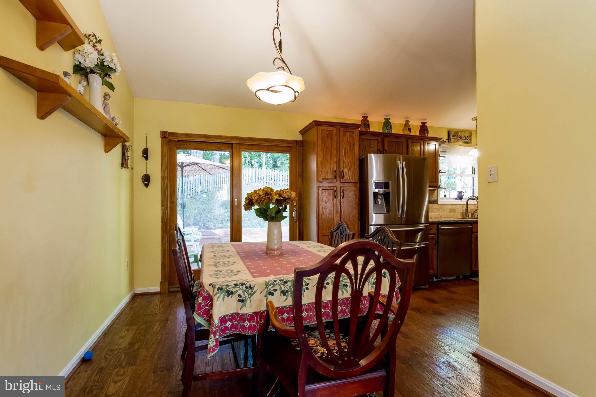 MEADOWOOD PARK - Residential