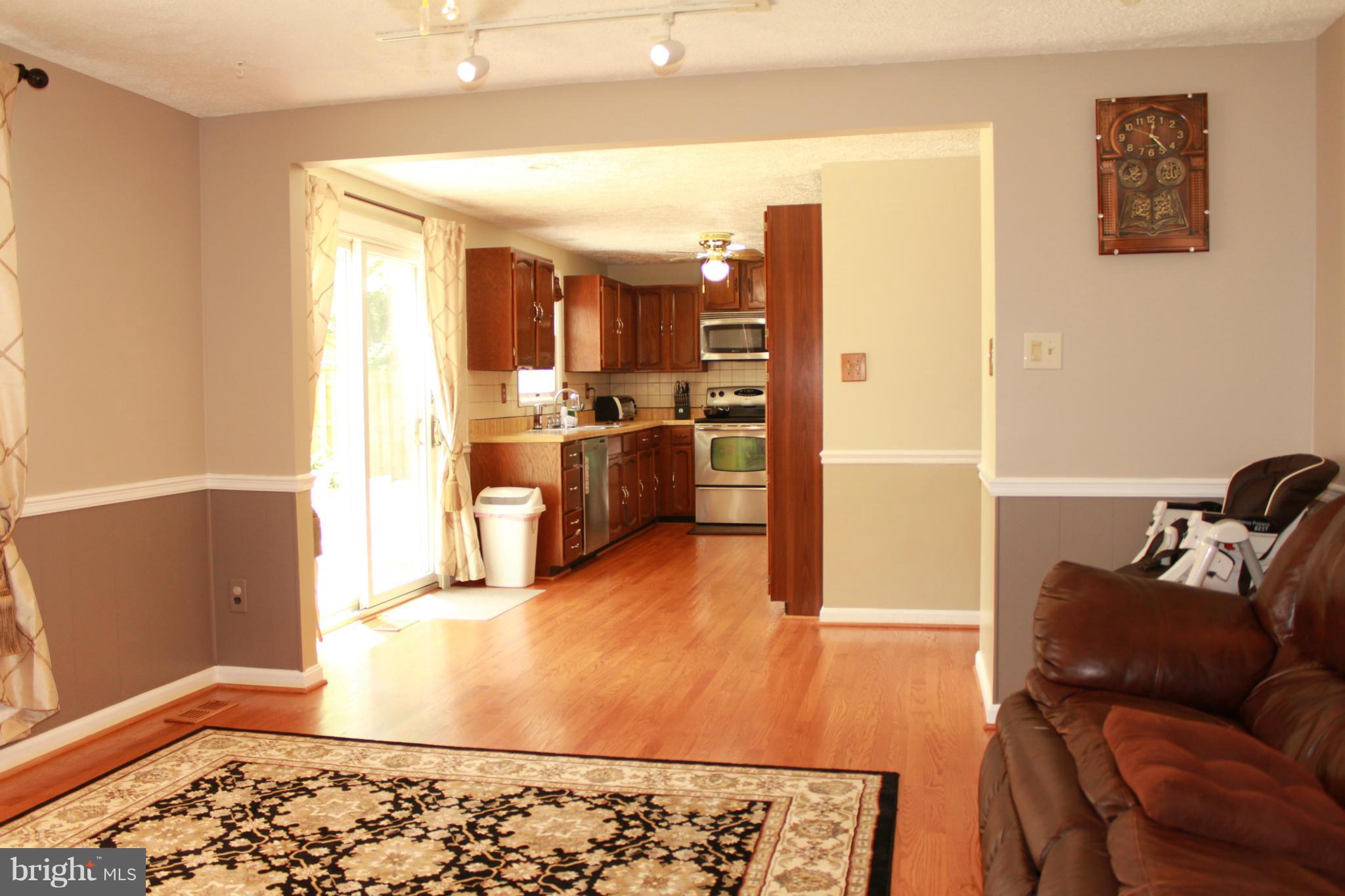 FLOWER HILL - Residential Lease