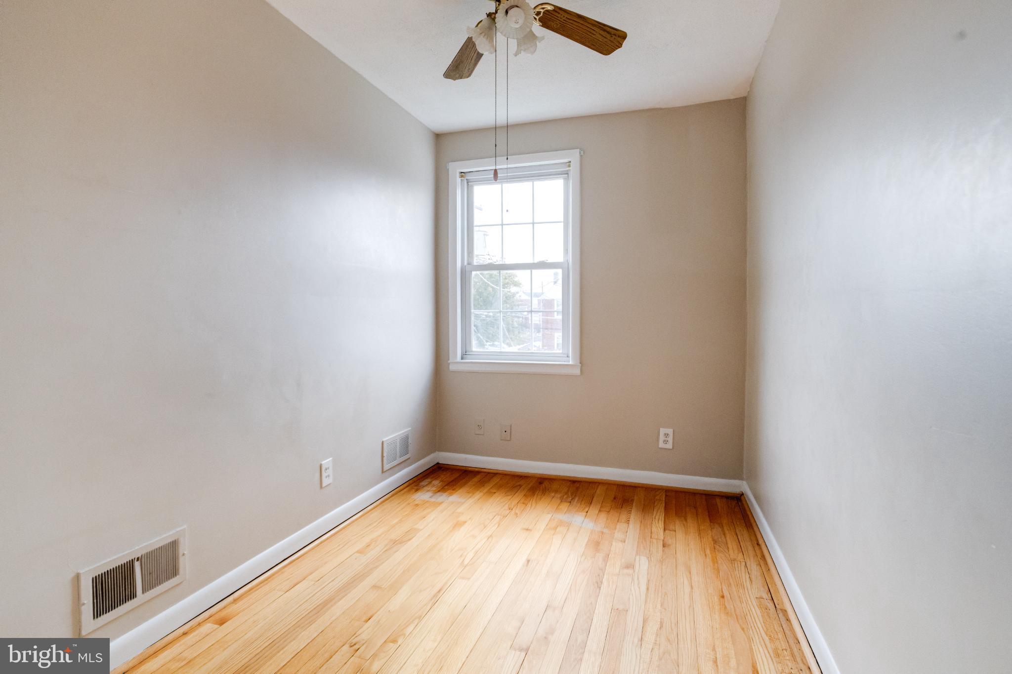 BEVERLY HILLS - Residential