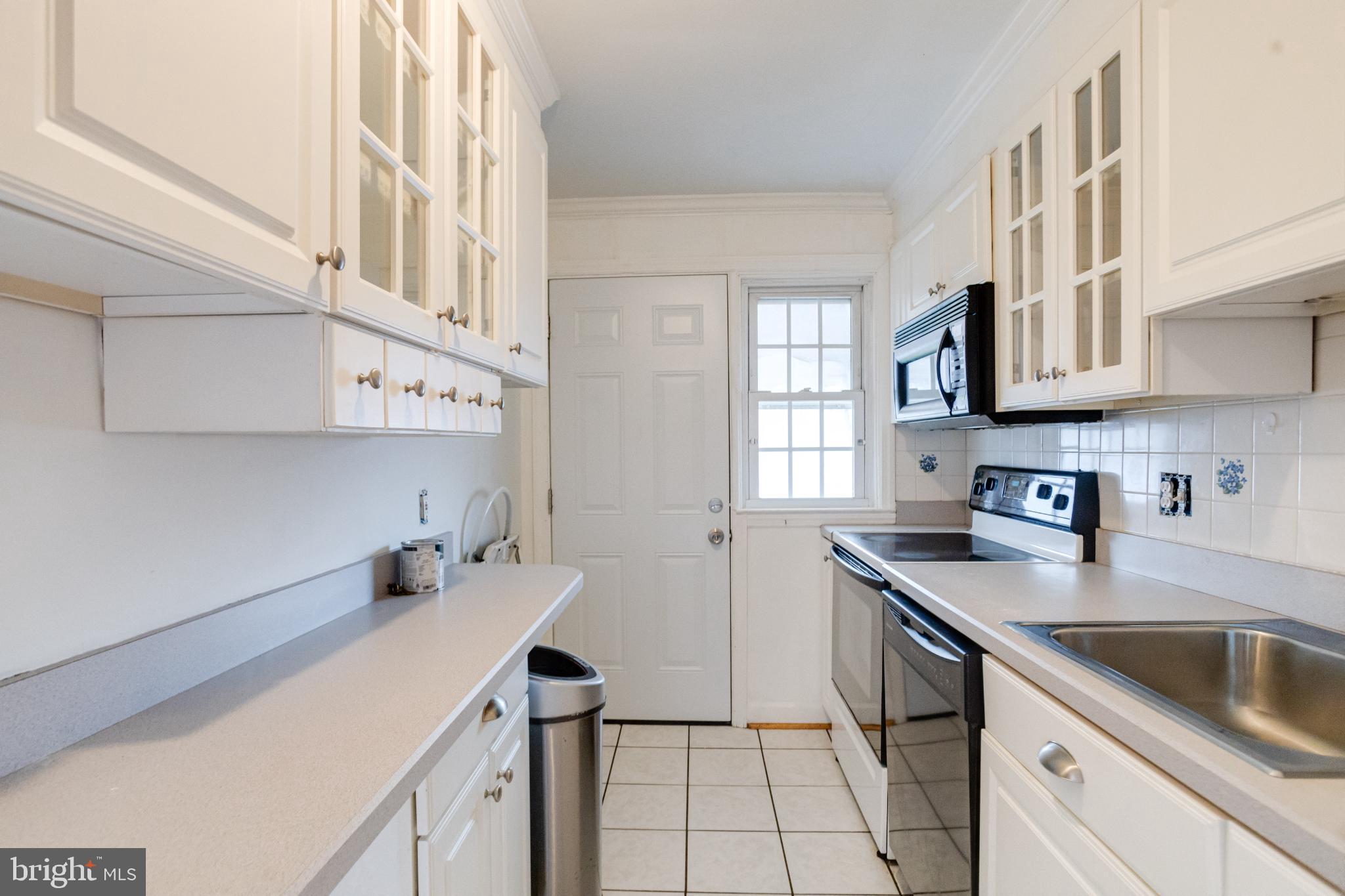 BEVERLY HILLS - Residential