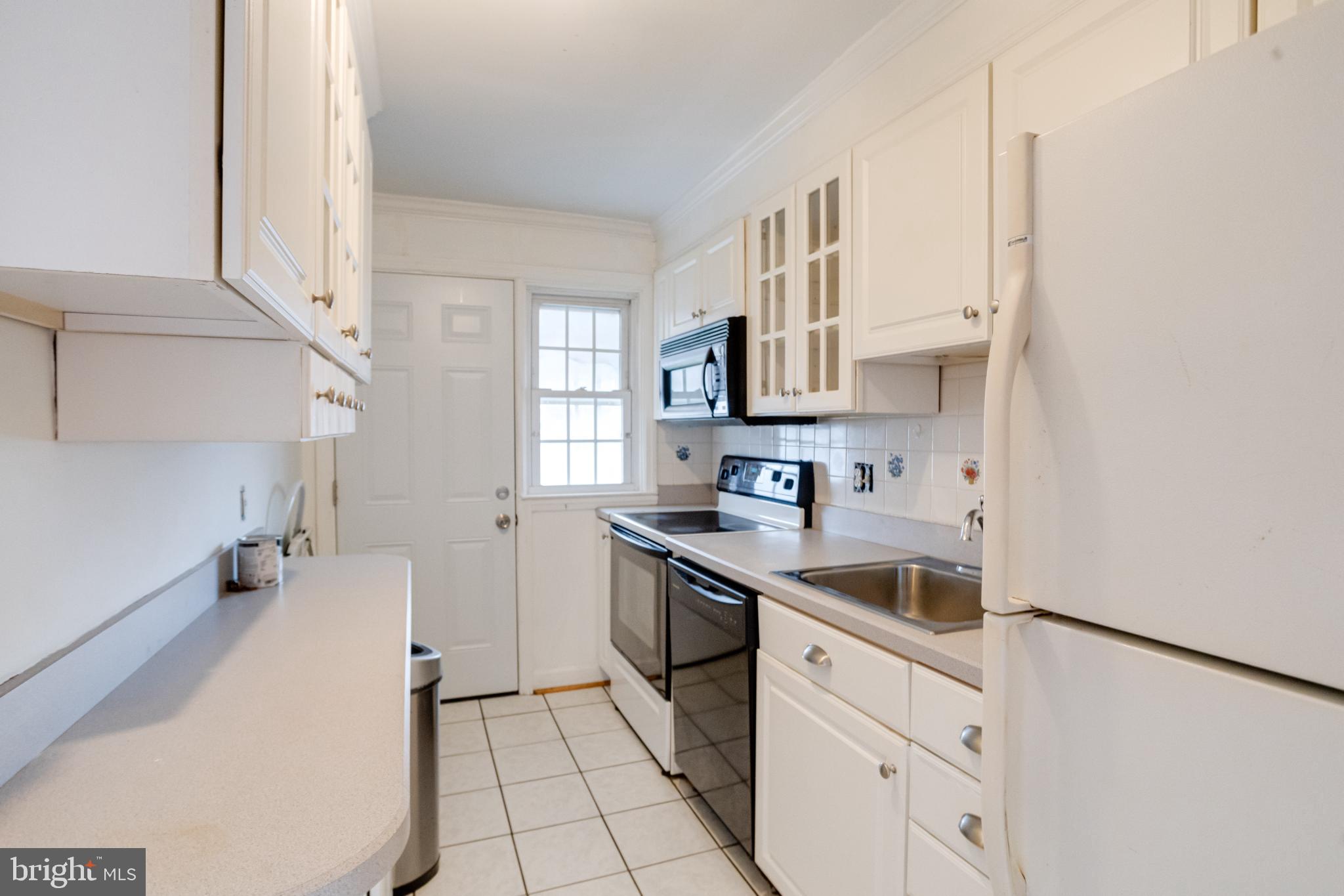 BEVERLY HILLS - Residential