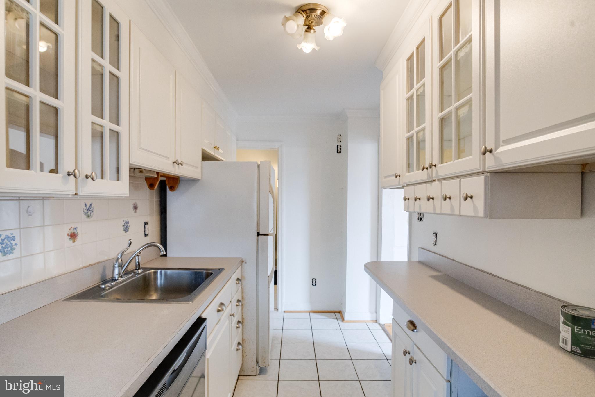 BEVERLY HILLS - Residential