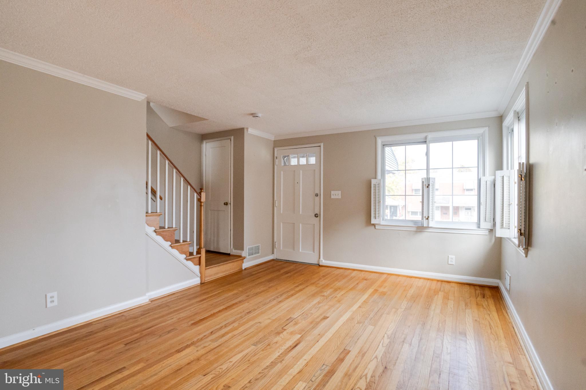 BEVERLY HILLS - Residential