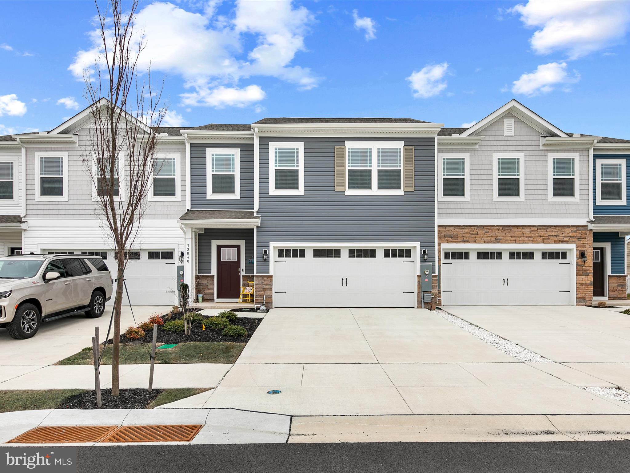32040 SAND BANK LANE