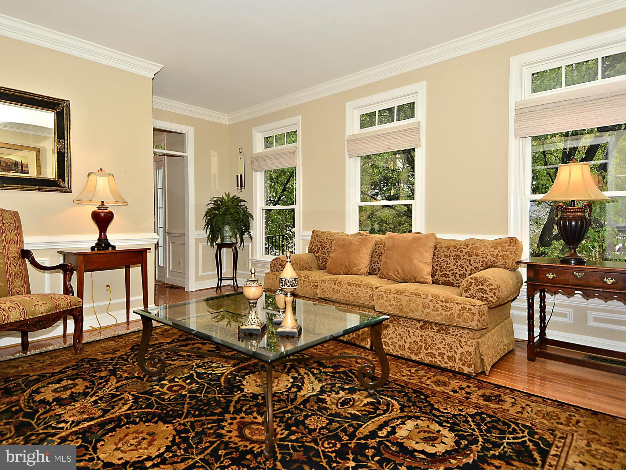 MOUNT IDA - Residential Lease