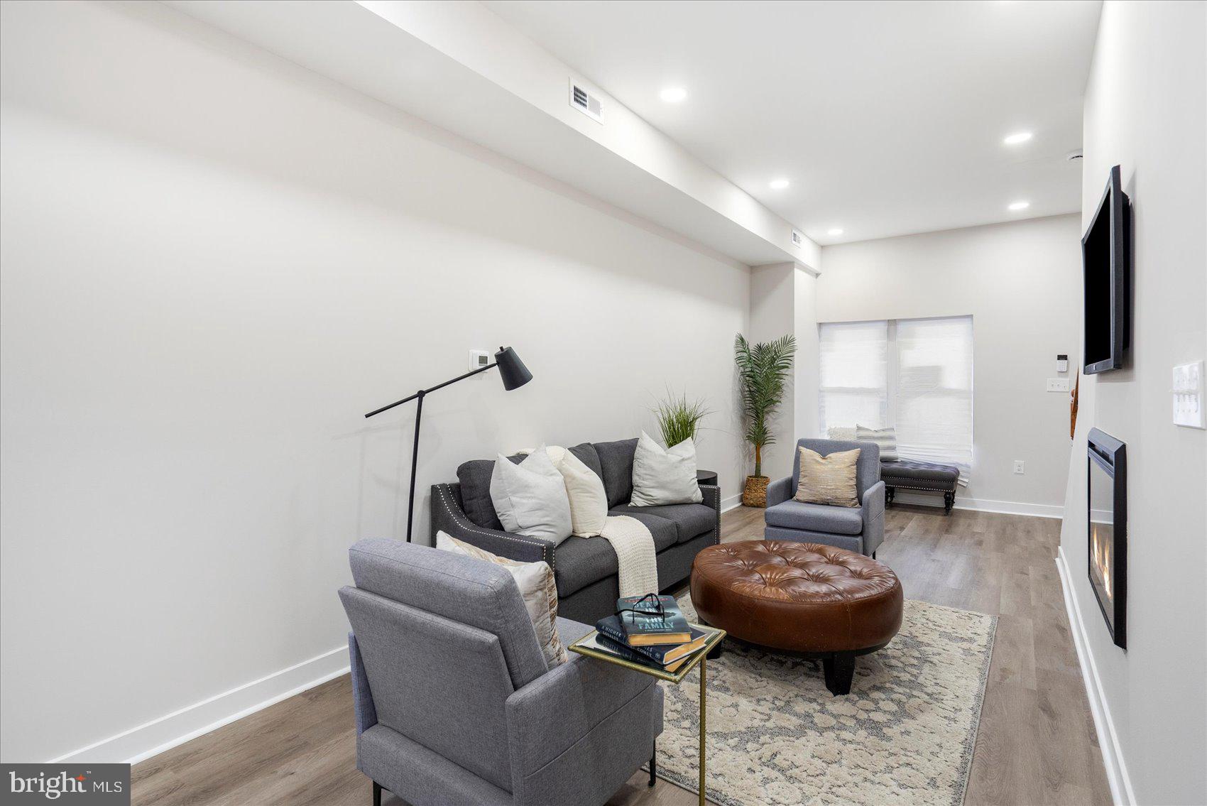 COPPIN HEIGHTS - Residential