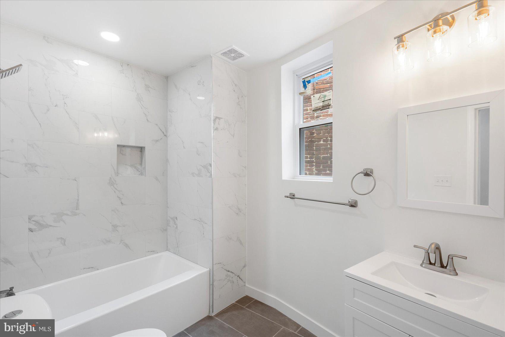 COPPIN HEIGHTS - Residential