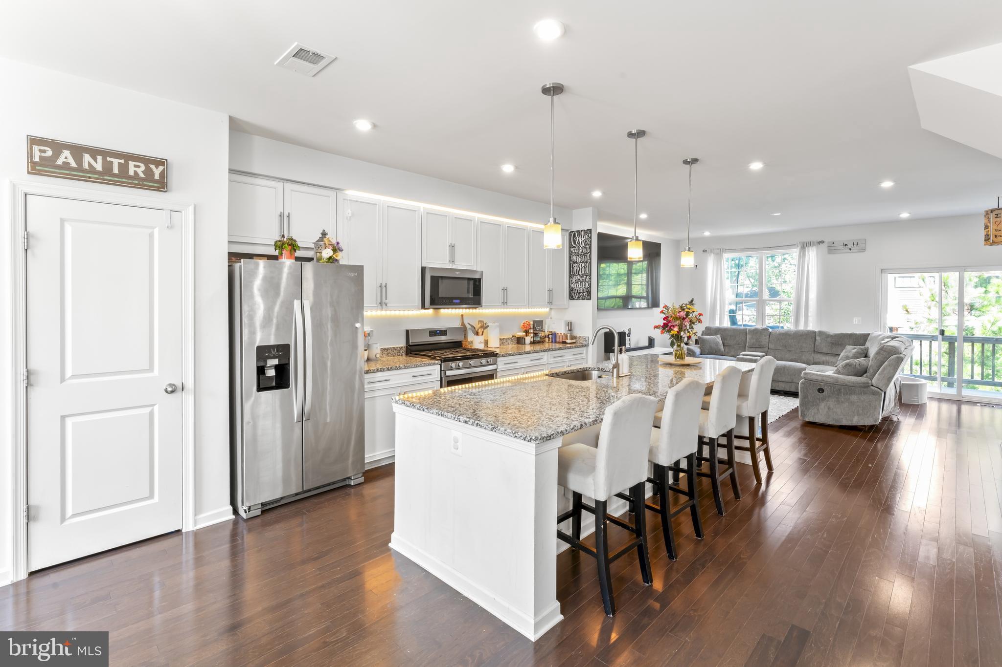 FEATHERSTONE STATION - Residential Lease