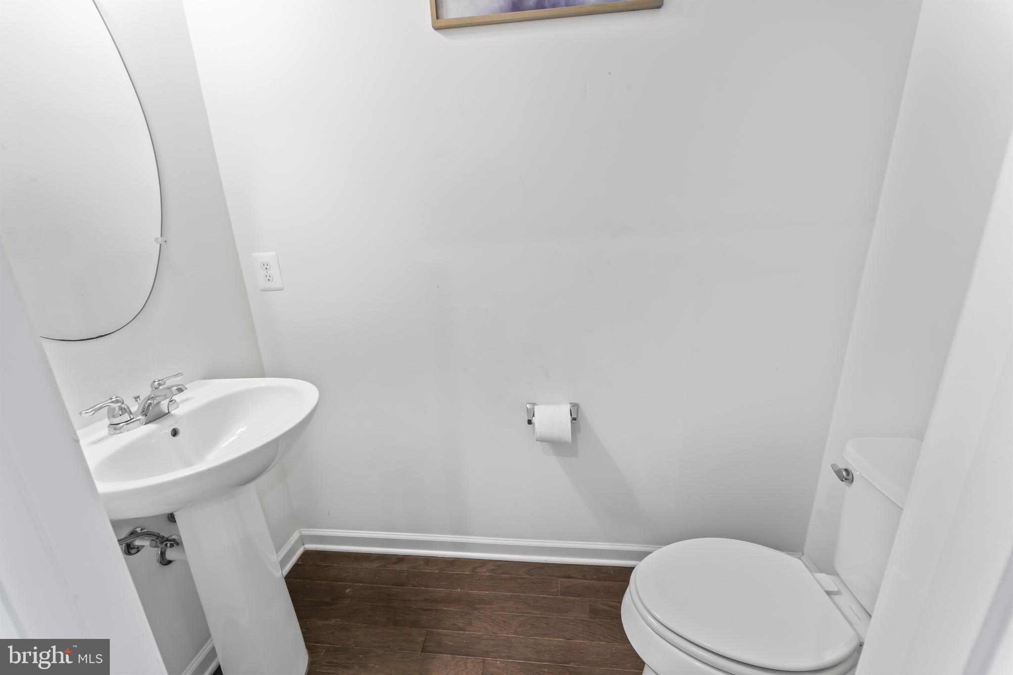 FEATHERSTONE STATION - Residential Lease