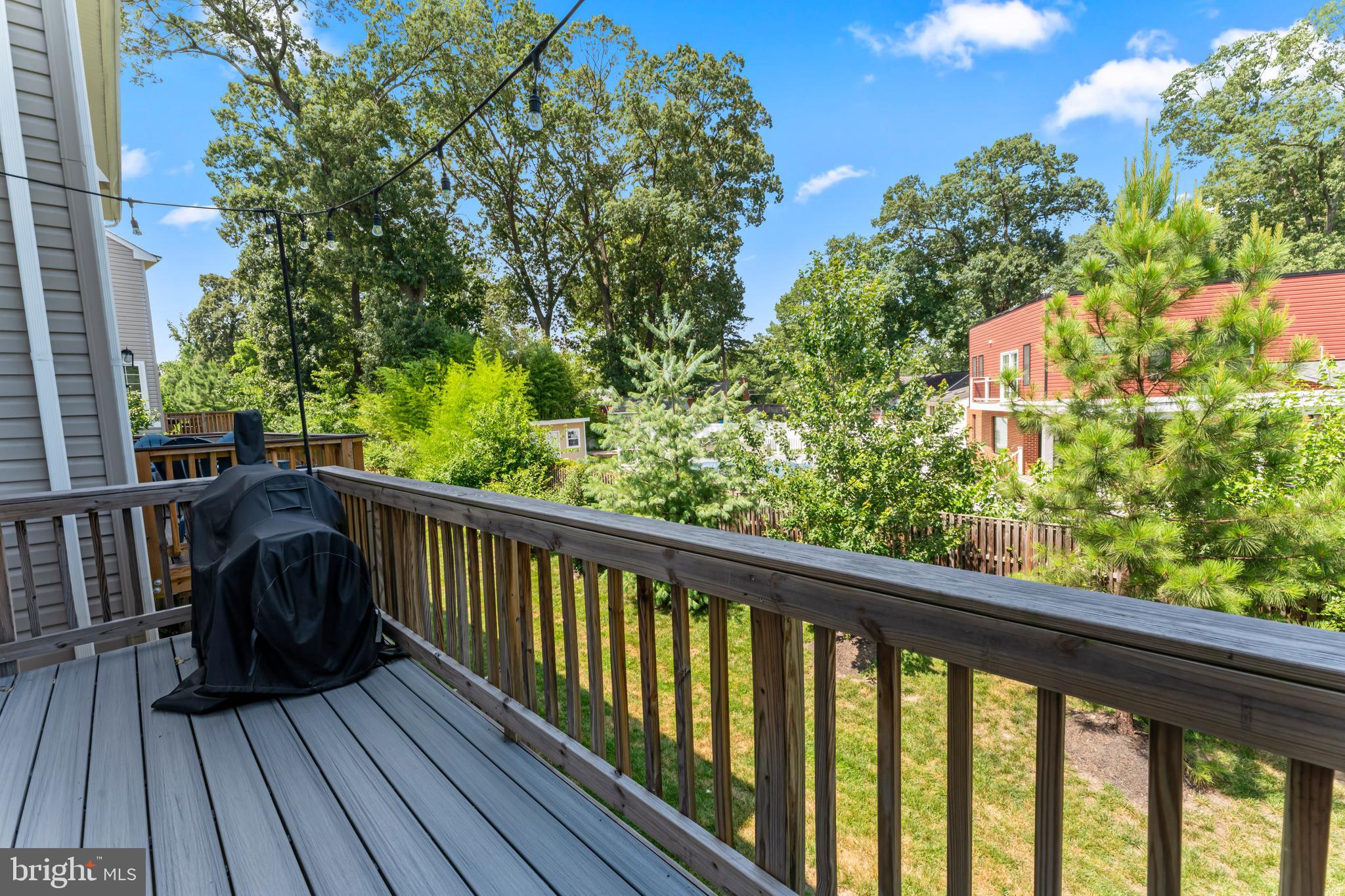 FEATHERSTONE STATION - Residential Lease