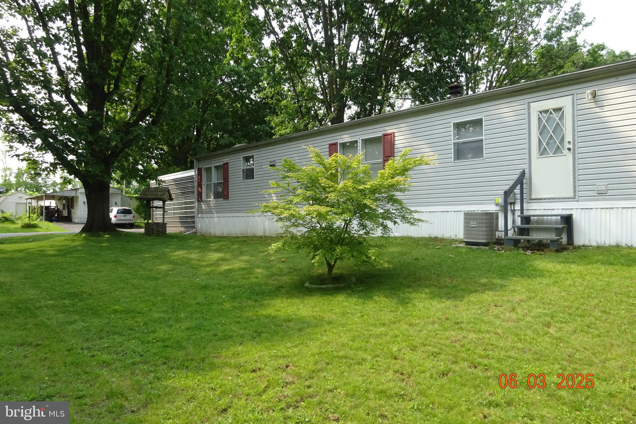 86 N HOLLAR DRIVE