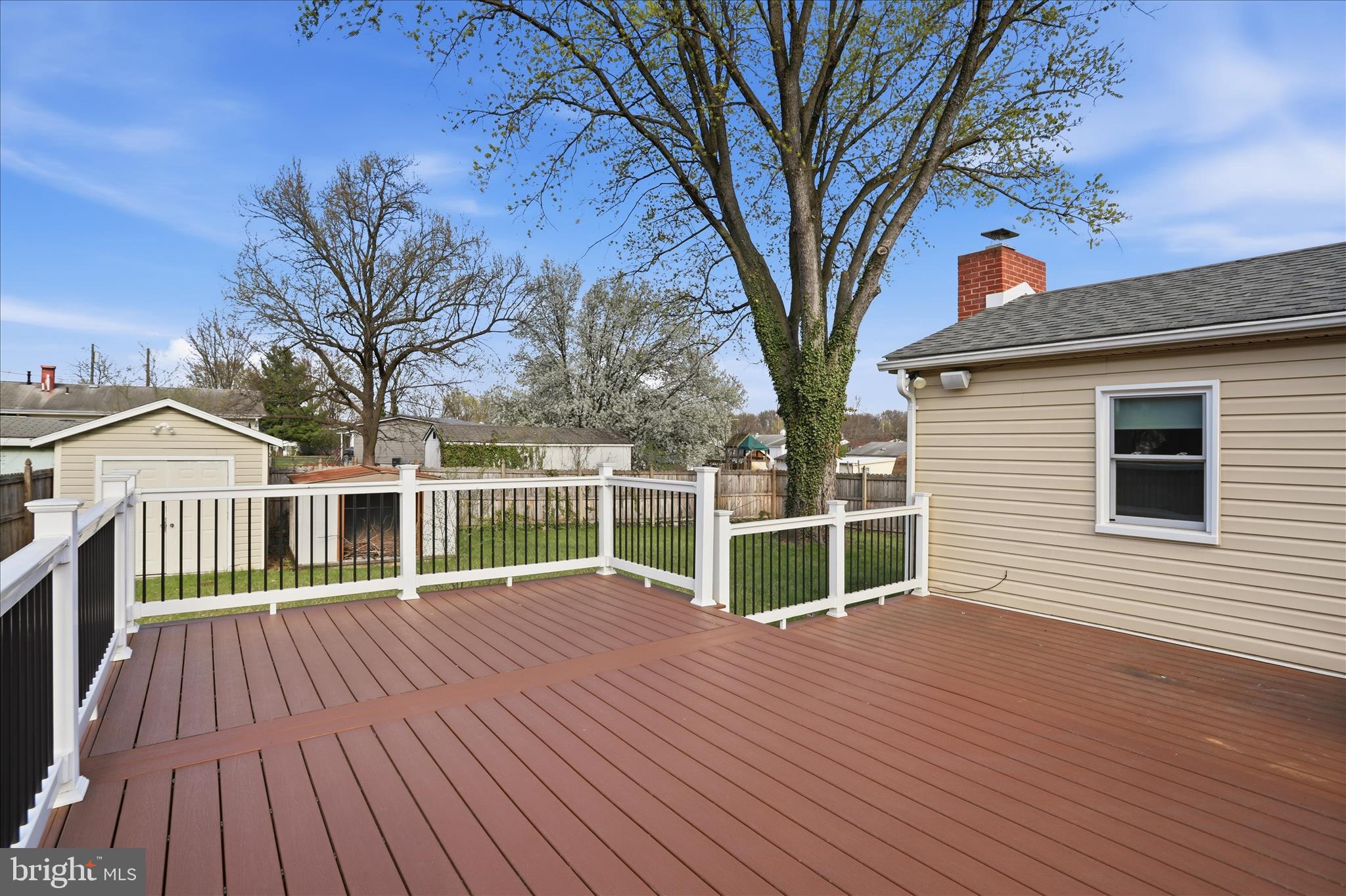 FOREST HILLS - Residential