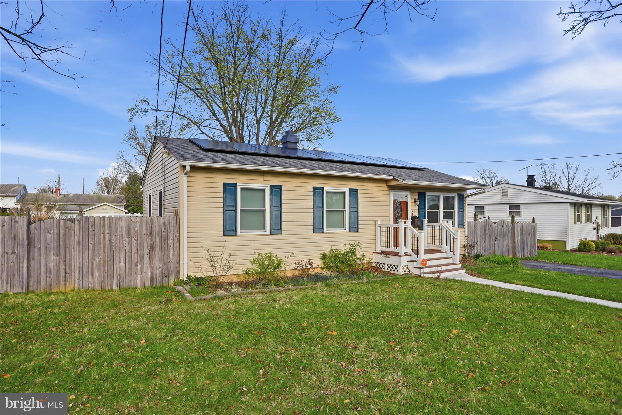 FOREST HILLS - Residential