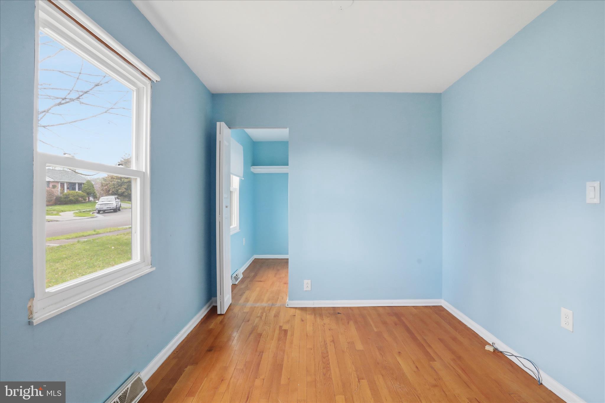 FOREST HILLS - Residential