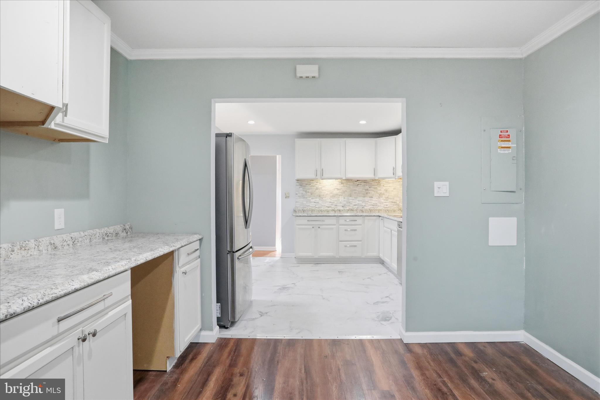 FOREST HILLS - Residential