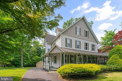 8 E OAK AVENUE MOORESTOWN NJ 08057