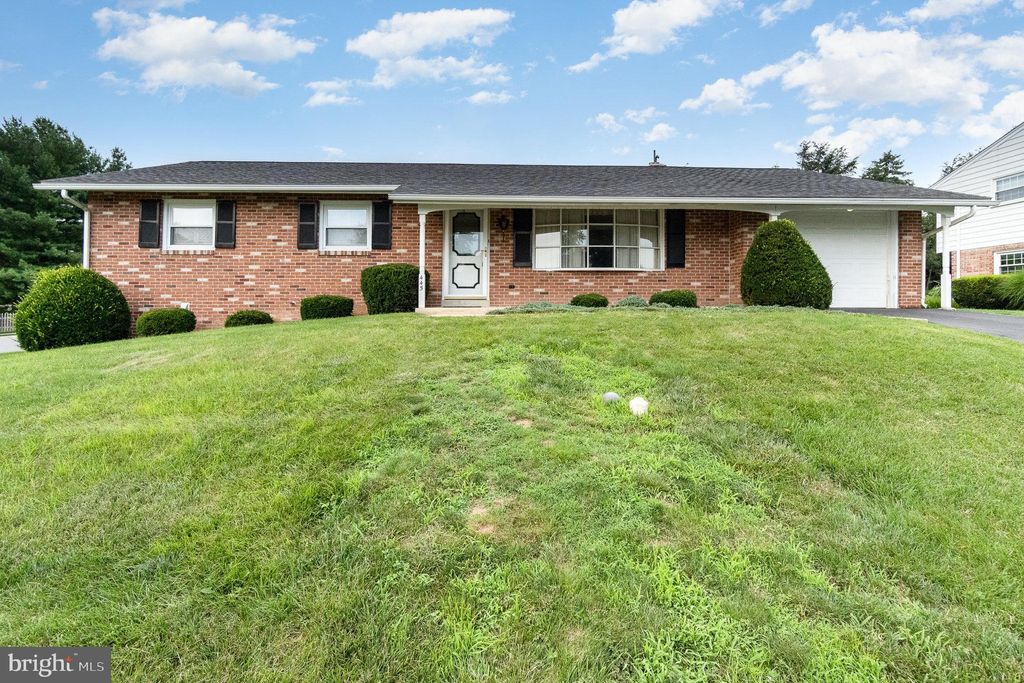 Photo of 445 PHILMONT DR, LANCASTER, PA 17601 (MLS # PALA2037426)