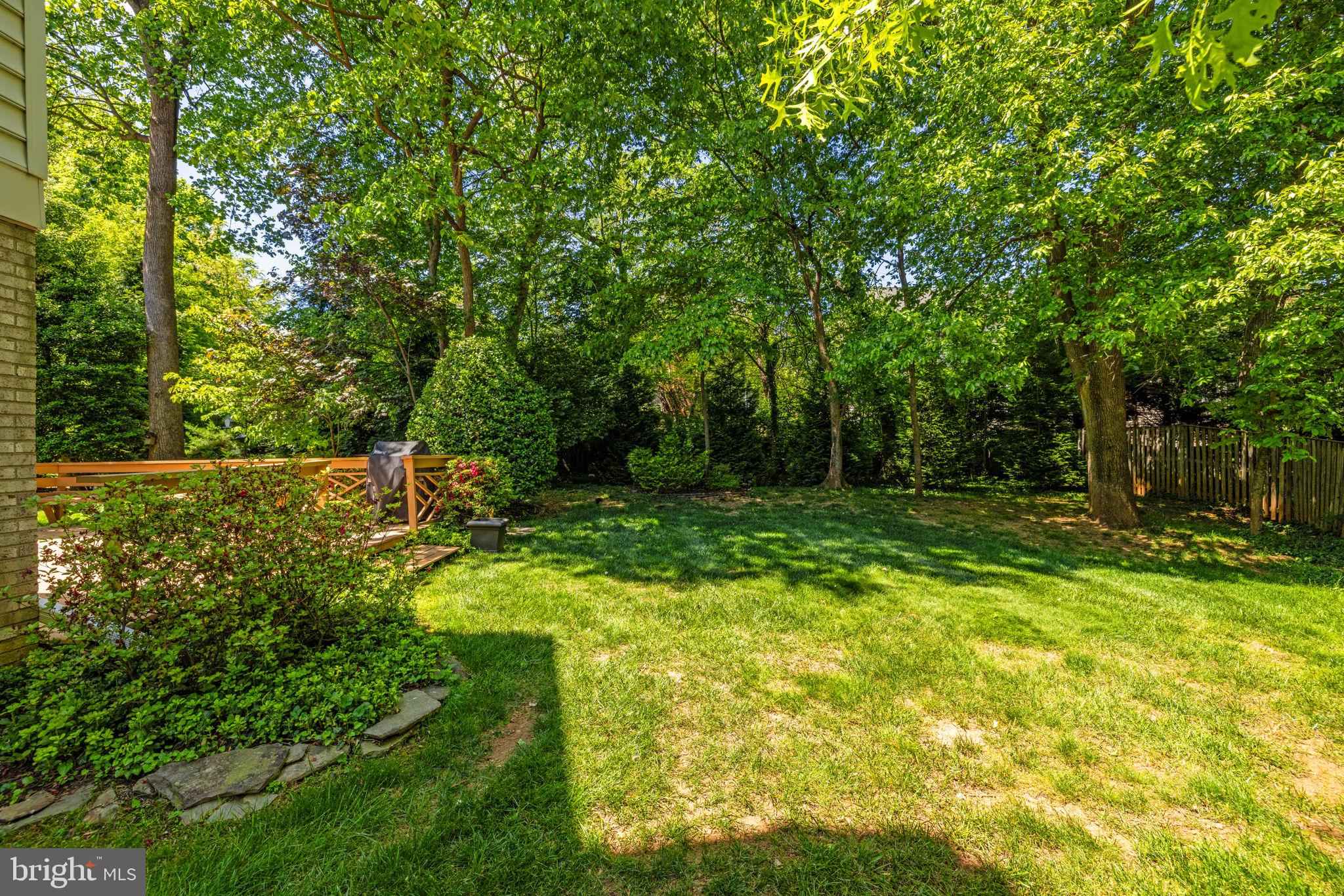 VIENNA OAKS - Residential