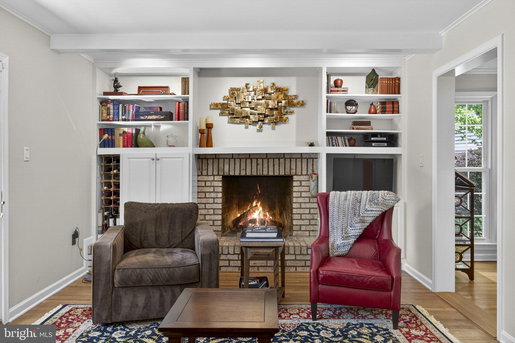 VIENNA OAKS - Residential