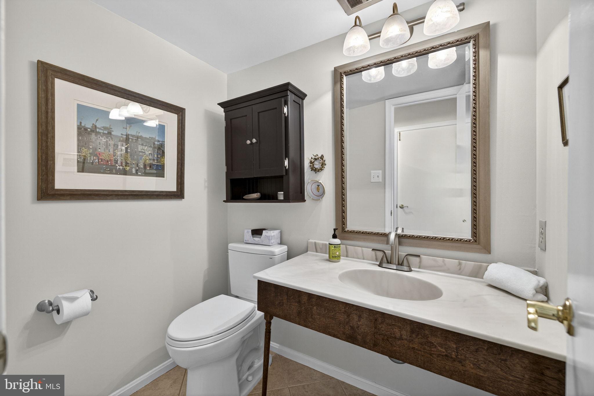 VIENNA OAKS - Residential