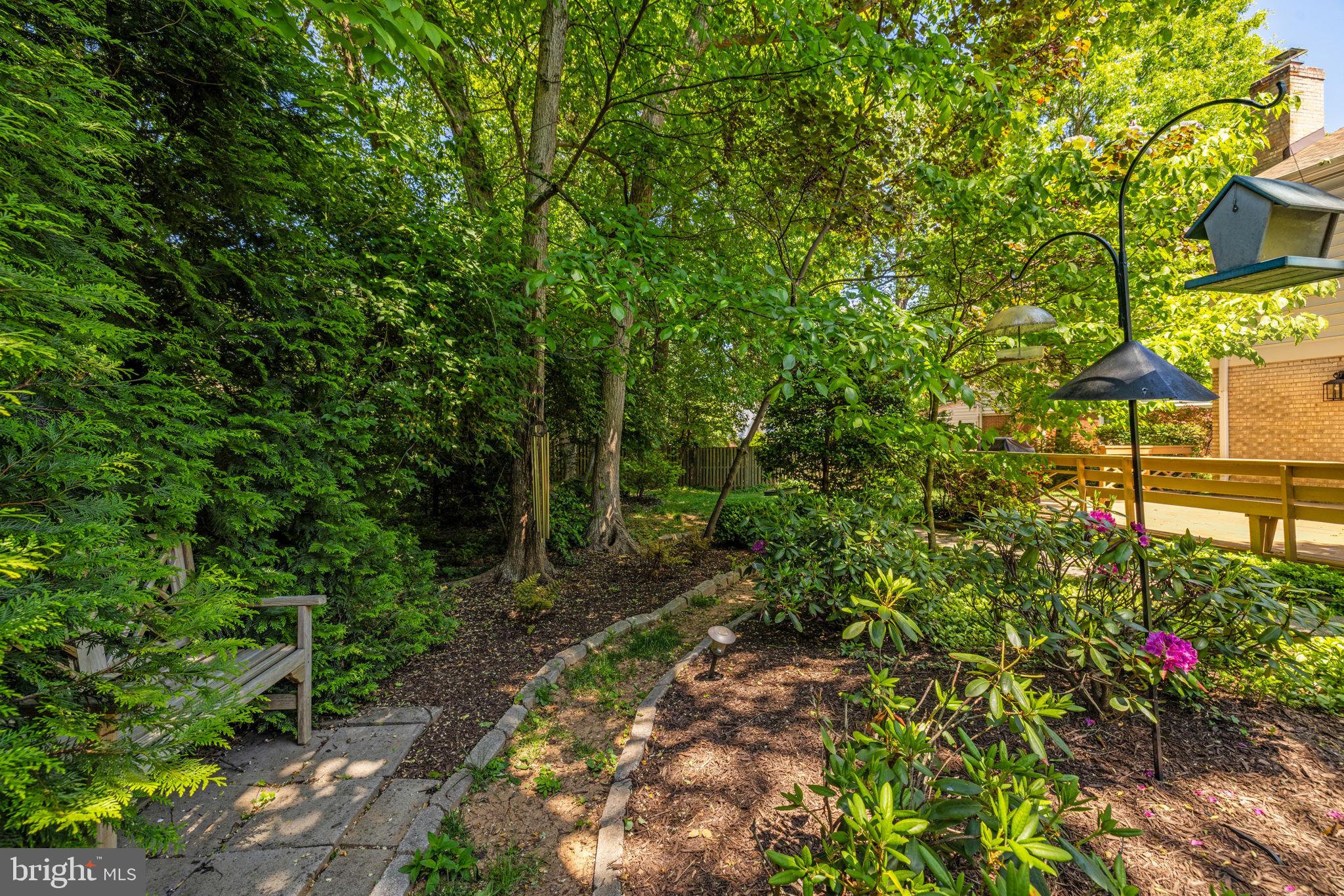 VIENNA OAKS - Residential